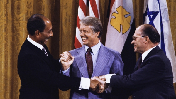 (왼쪽부터) 안와르 사다트 이집트 대통령, 지미 카터 미국 대통령, 메나헴 베긴 이스라엘 총리.